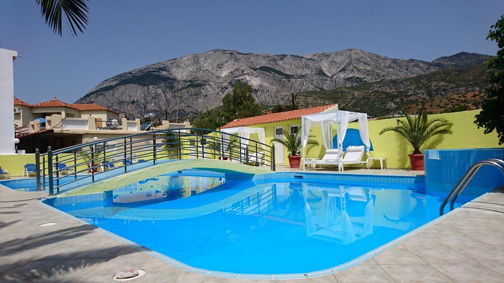 Hotel Mando Marathókampos Extérieur photo