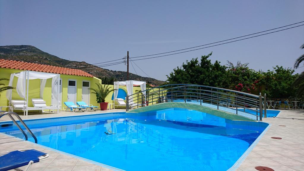Hotel Mando Marathókampos Extérieur photo