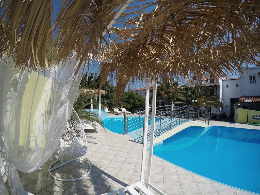 Hotel Mando Marathókampos Extérieur photo