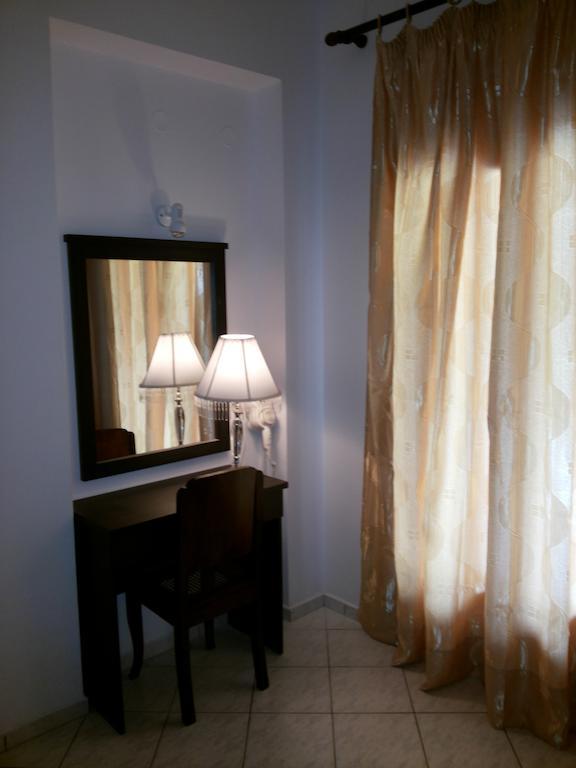 Hotel Mando Marathókampos Chambre photo
